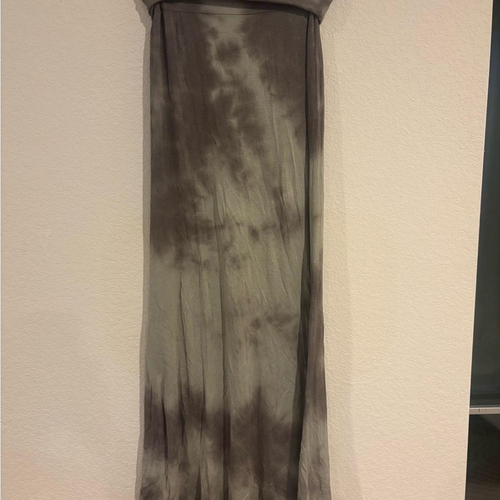 Women’s tie-dye maxi skirt